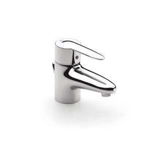 Vectra basin mixer with pop-up waste in chrome