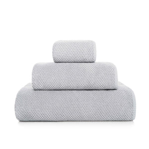 Modern Young - Bath Towel 700 x 1400 mm - Silver