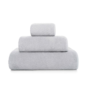 Modern Young - Bath Towel 700 x 1400 mm - Silver