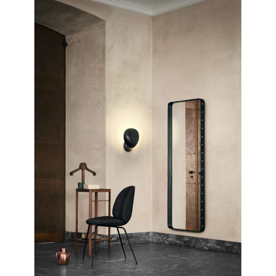 Cobra Wall Lamp