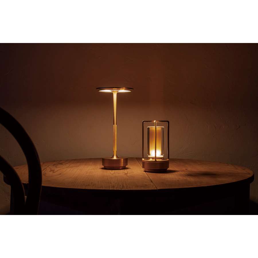 Turn+ Cordless LED Table Lamp