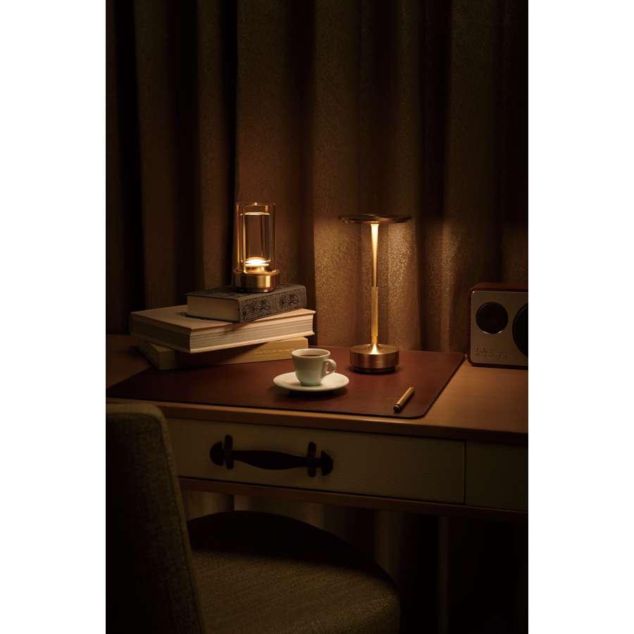 Turn+ Cordless LED Table Lamp
