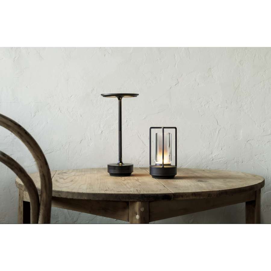 Turn Cordless LED Table Lamp