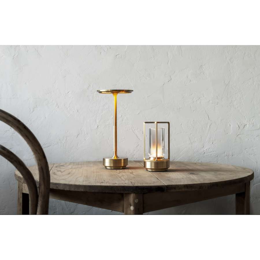 Turn Cordless LED Table Lamp