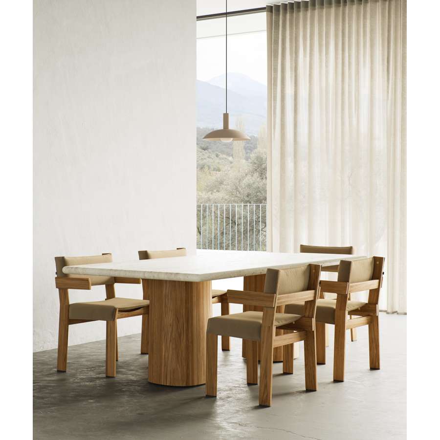 Band 28100-87R-00 Chair with armrest