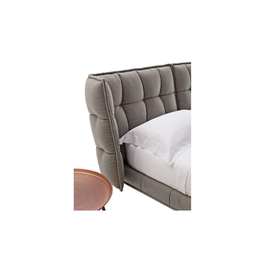 Husk LH153 Bed