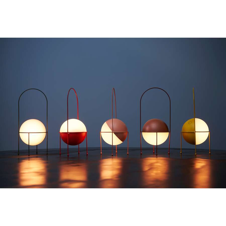 Madco Cordless LED Table Lamp