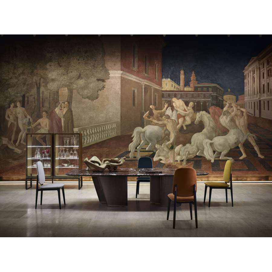 Mistral 71592 Table
