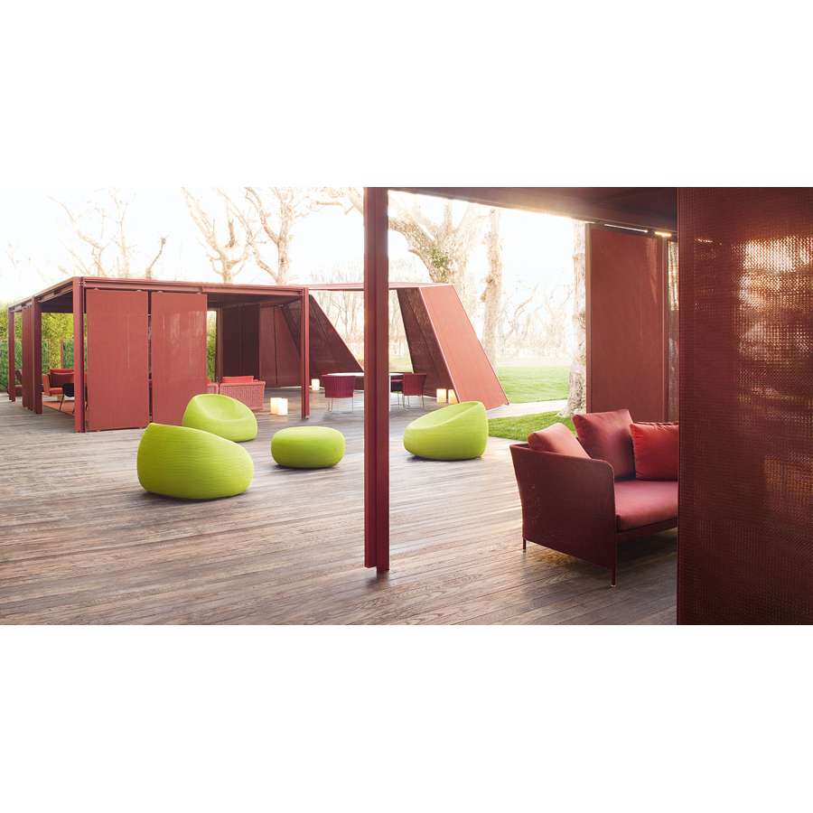 Otto B68C Outdoor Round Pouf