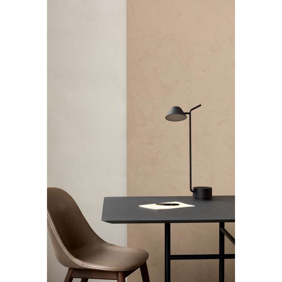Peek Table Lamp