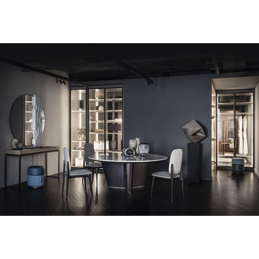 Plume 72581 Chair