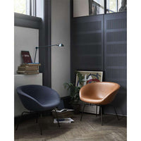 3318, Pot Armchair Leather