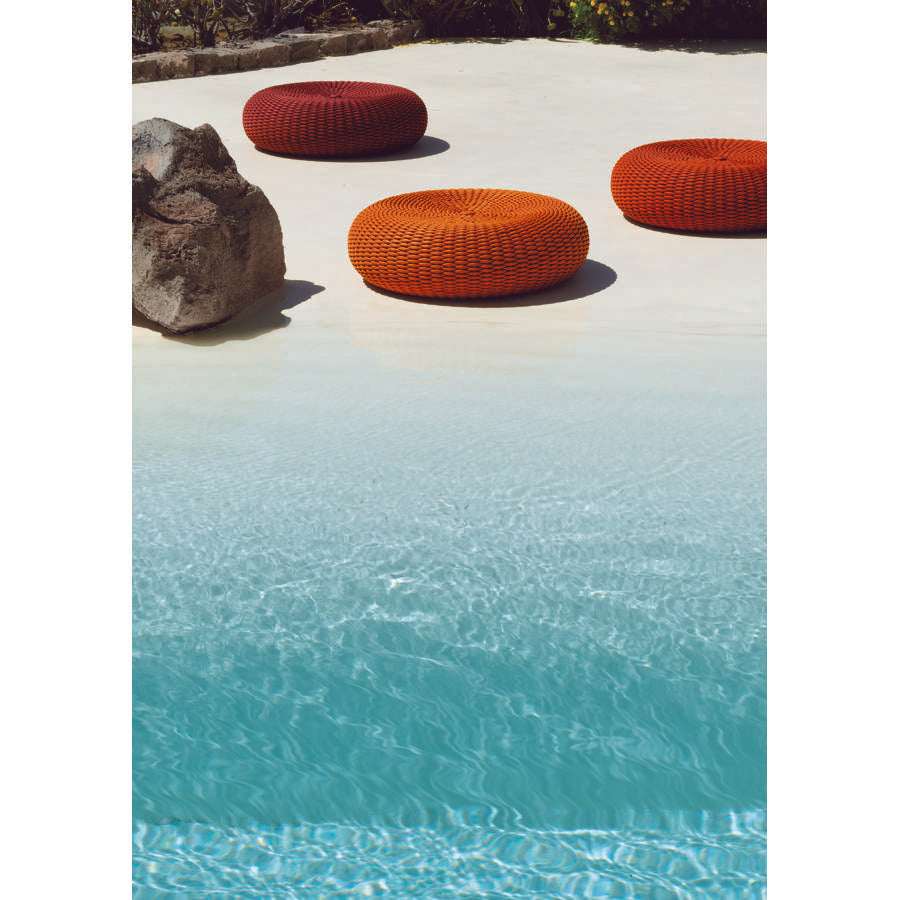 Shell B08A Outdoor Pouf