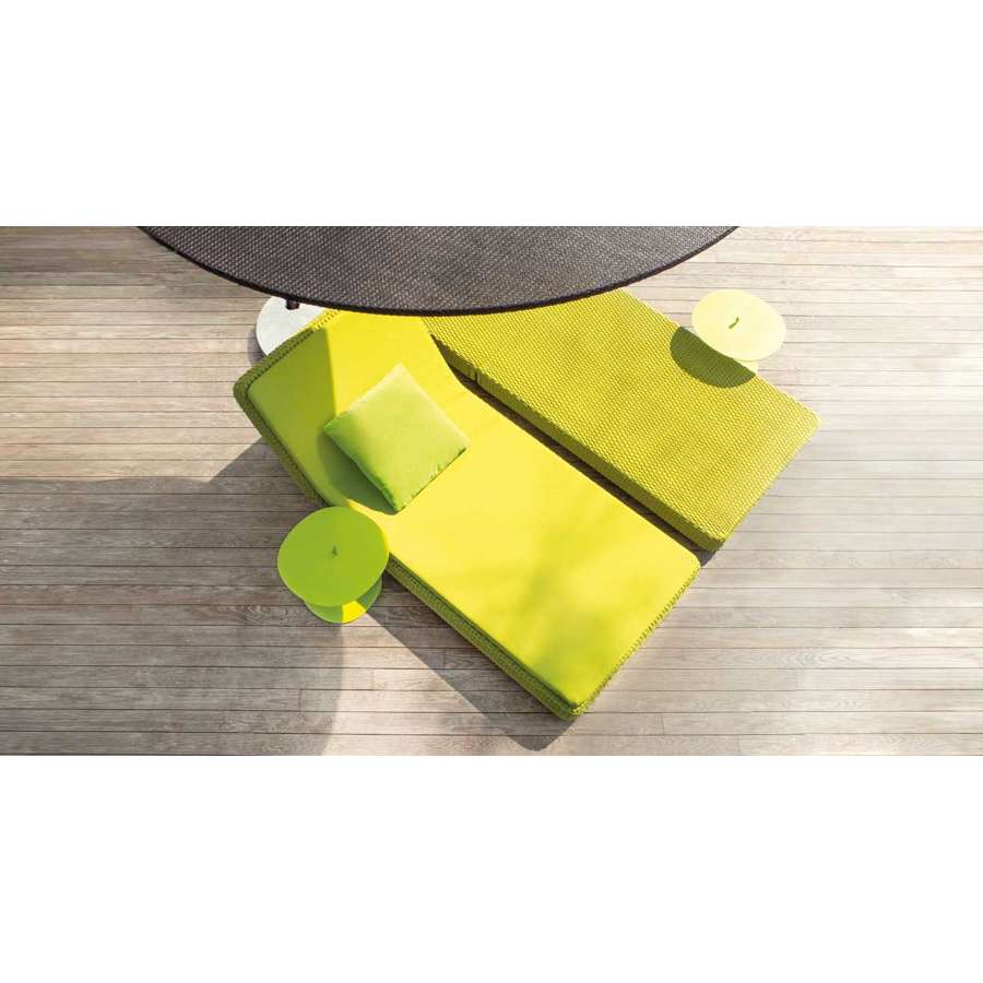 Strap Outdoor Side Table