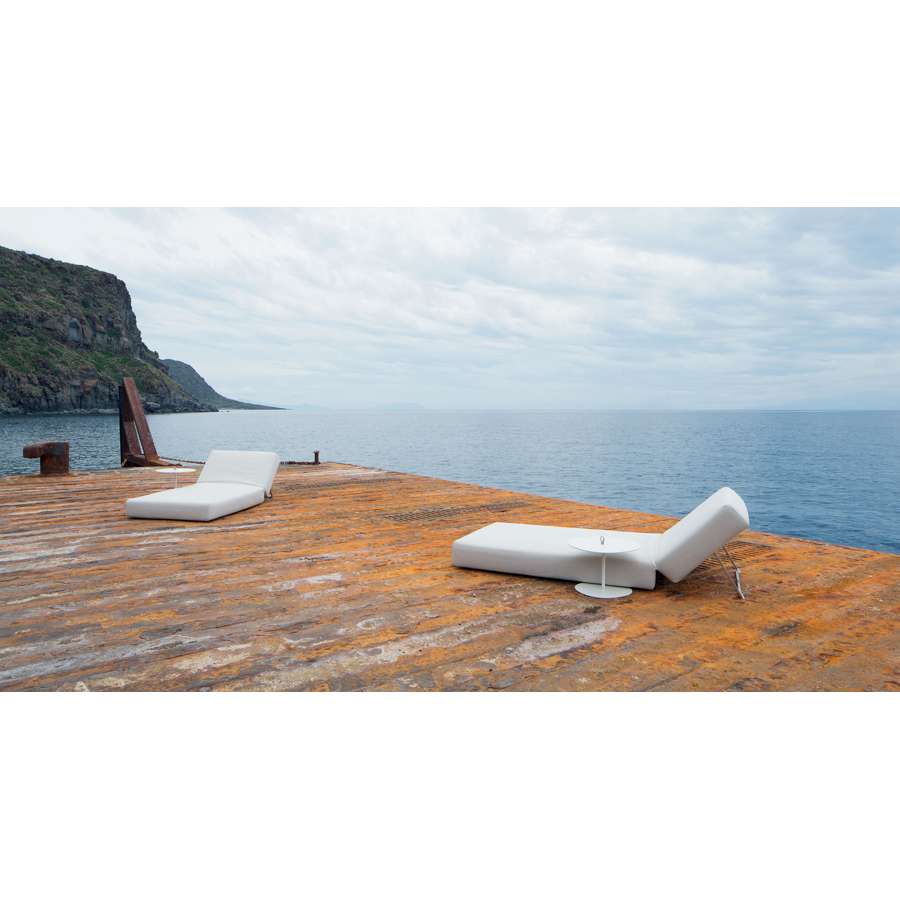 Strap B83BE Outdoor Side Table