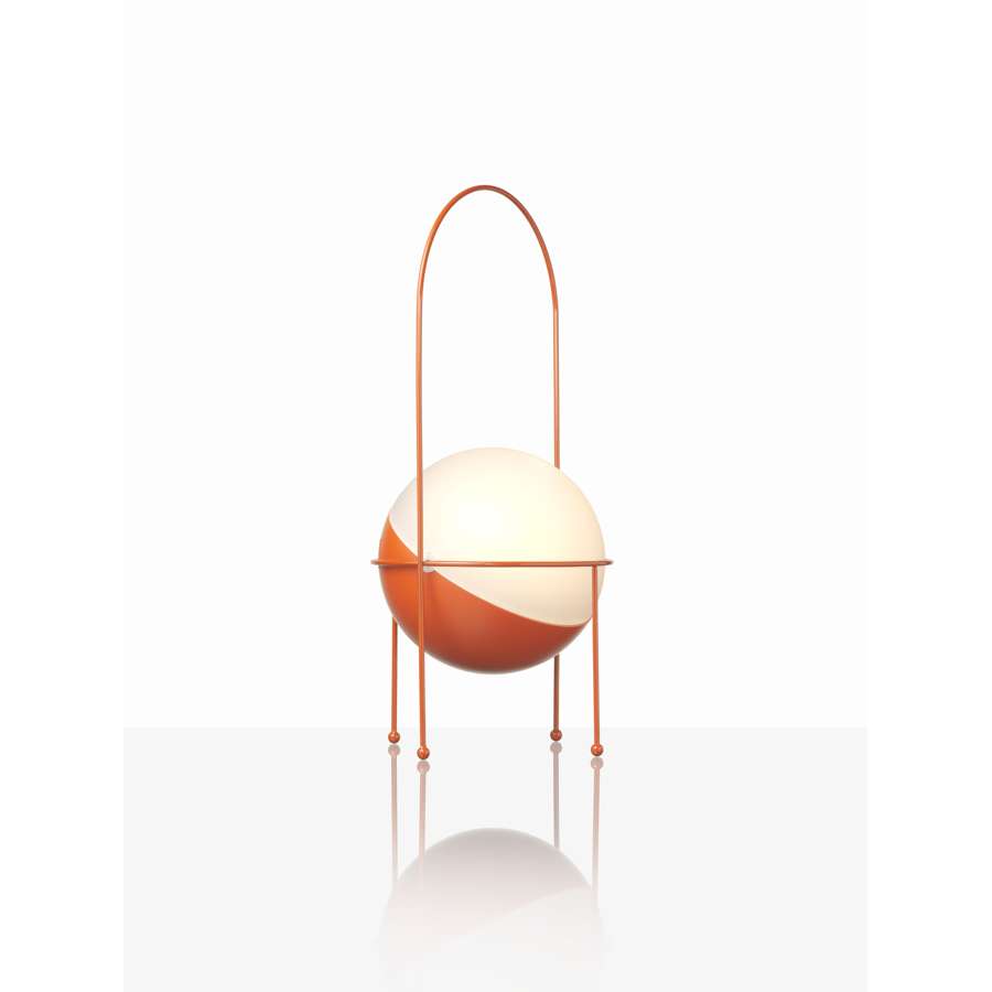 Madco Cordless LED Table Lamp